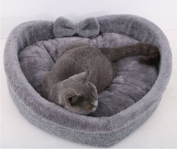 Heart Shape Soft Cozy Cat Pet Bed  Cute Warm Cushion
